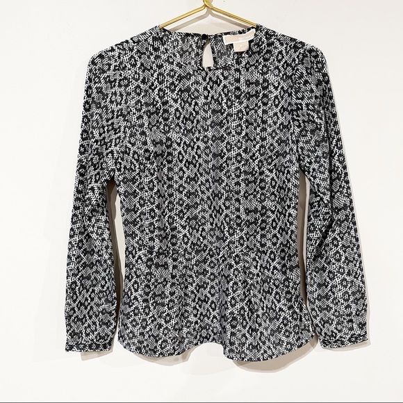 MICHAEL Michael Kors Tops - NWT Michael Kors Snakeskin Animal Geometric Print Peplum Top size P